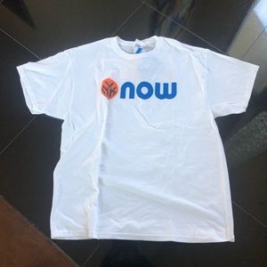 Pristine, NWT New York Knicks T shirt. XL.
